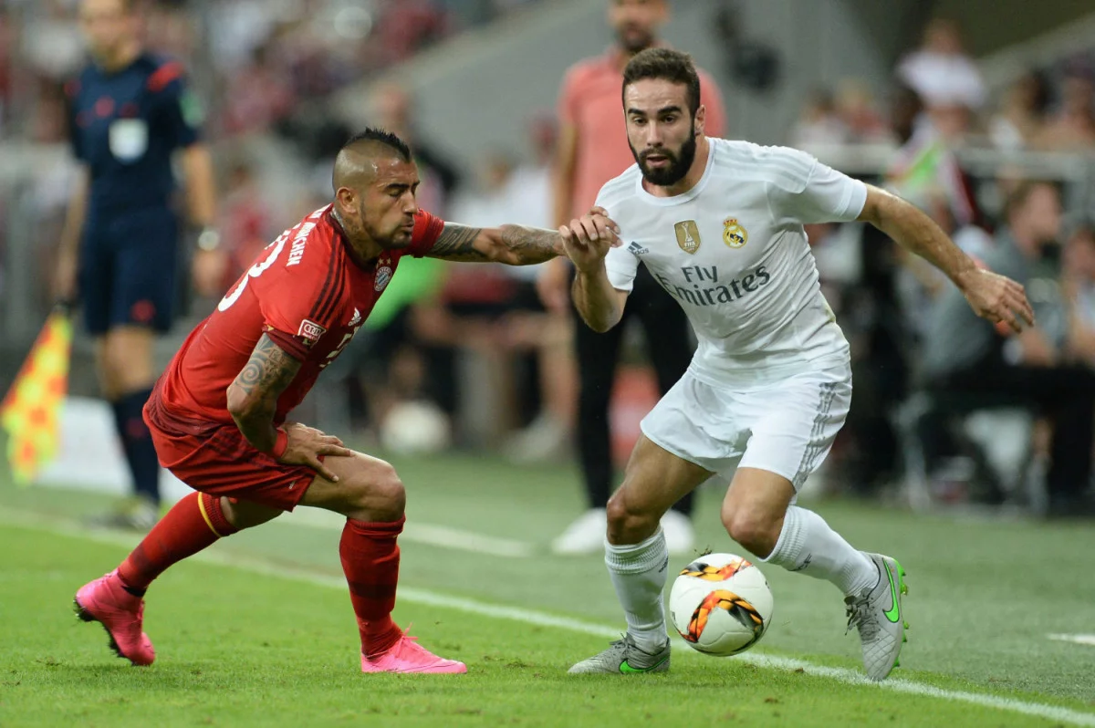 post card arturo vidal.webp